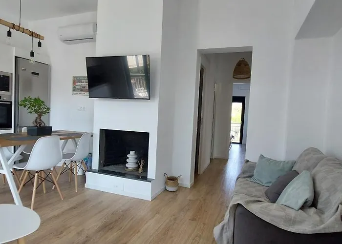 Almeree Káto Almirí