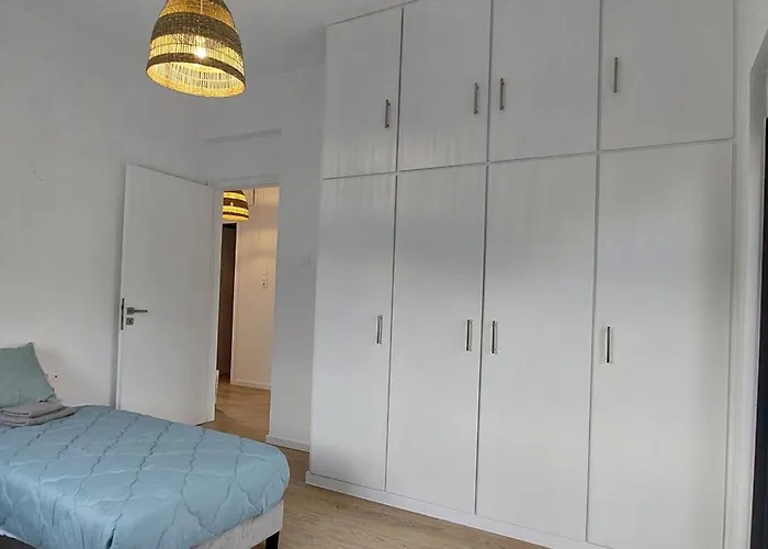 Almeree Káto Almirí